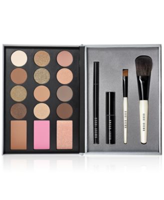 Bobbi Brown - 19-Pc. Ready, Set, Party Deluxe Eye & Cheek Palette Set