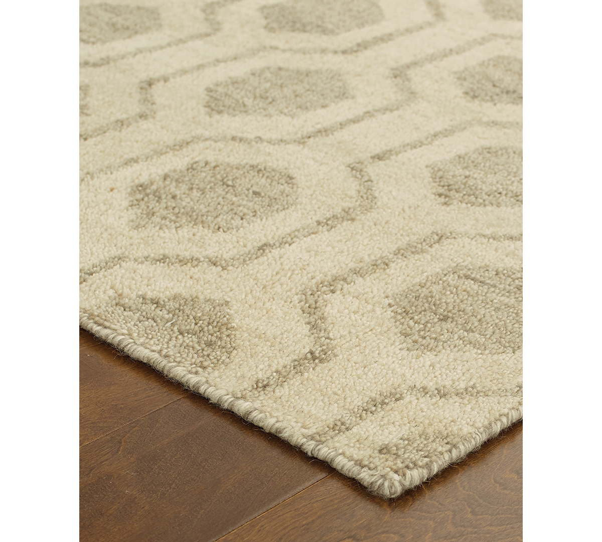 Closeout! Oriental Weavers Maddox 56505 Beige/Stone Area Rug -Cream