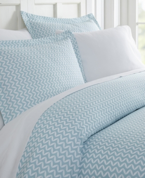 Ienjoy Home Tranquil Sleep Patterned Duvet Cover Set By The Home Collection, Queen/full In Light Blue Chevron