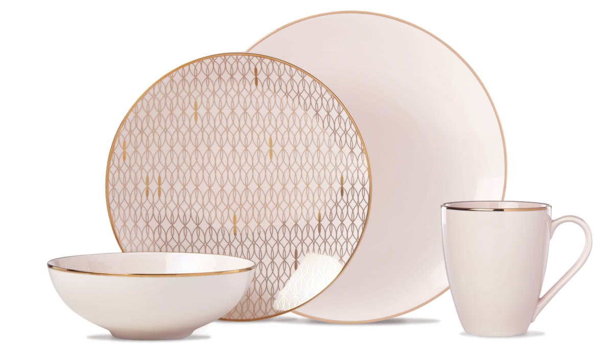 LENOX TRIANNA 4-PC. PLACE SETTING WITH GOLD SALAD PLATE