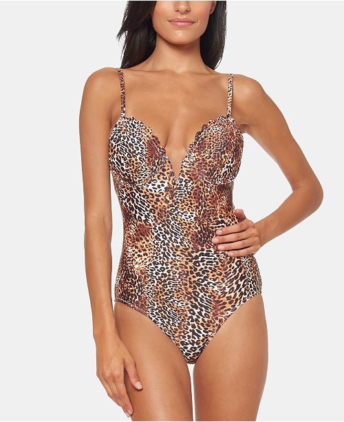 Jessica Simpson Scalloped Edge V Wire One Piece Swimsuit Reviews