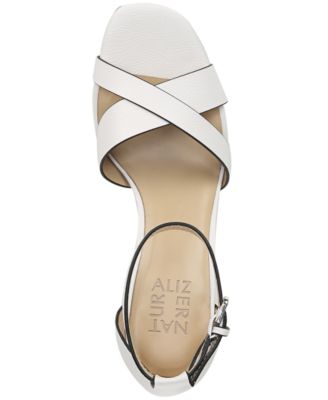 naturalizer maggie sandal
