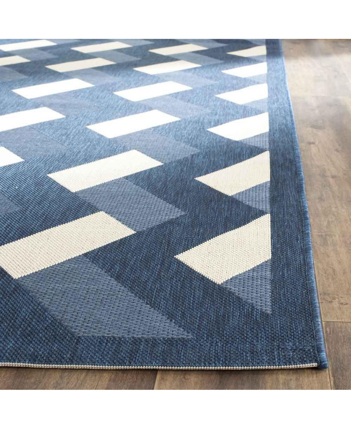 Safavieh Courtyard CY7430 Navy and Beige 5'3" x 7'7" Sisal Weave Outdoor Area Rug