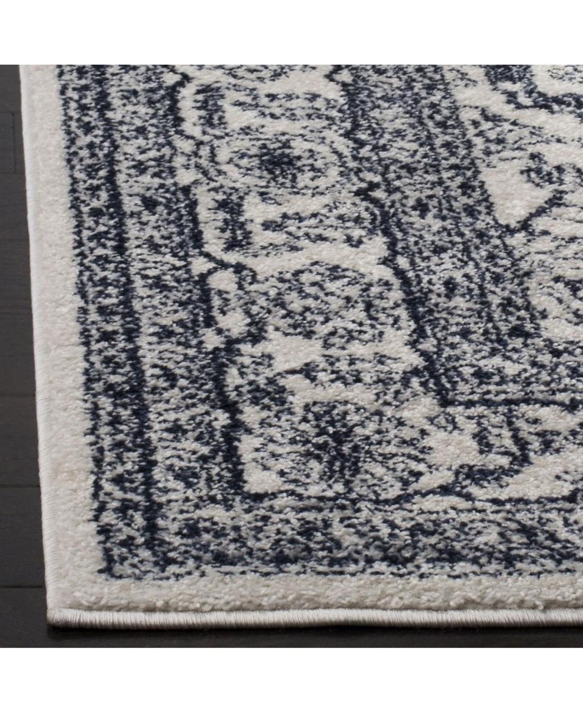 Safavieh Adirondack 108and Navy Area Rug - Ivory