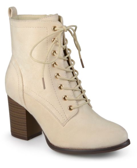 Женские ботинки Journee Collection Baylor Lace Up Stacked Heel Booties, цвет: Костяной