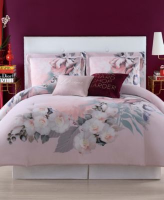 Photo 1 of **USED** Christian Siriano Dreamy Bedding Collection