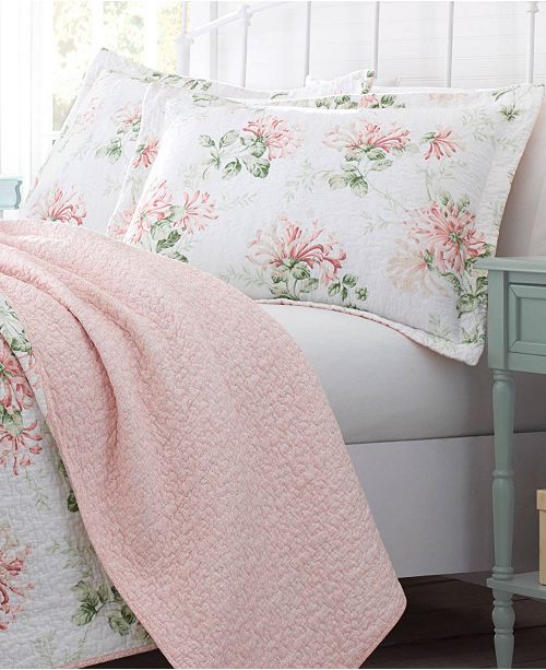 Laura Ashley Honeysuckle Blush Quilt Set, King & Reviews Quilts