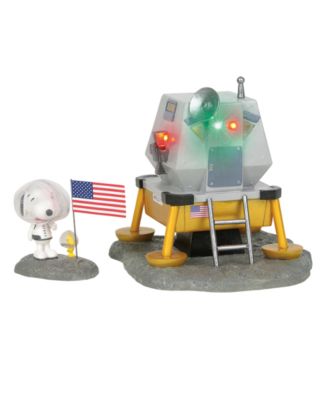 Department 56 - D56 Villages The Beagle Has Landed