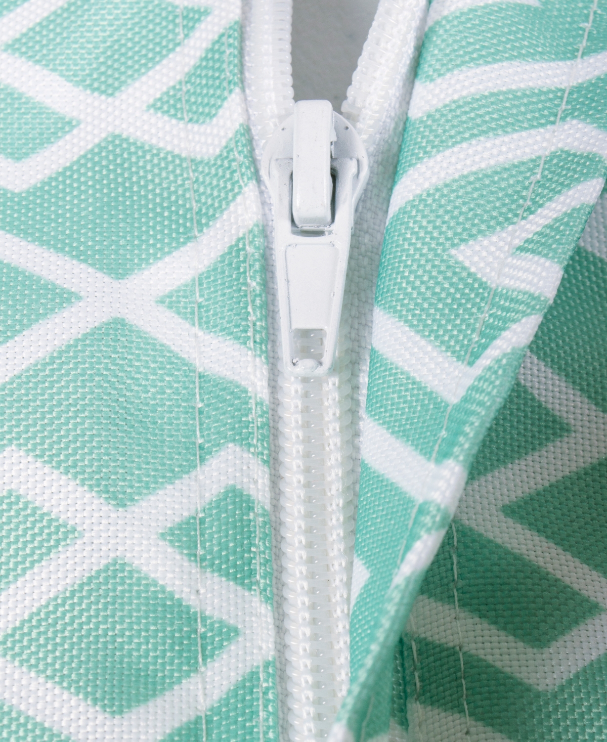 Diamond Outdoor Tablecloth with Zipper
