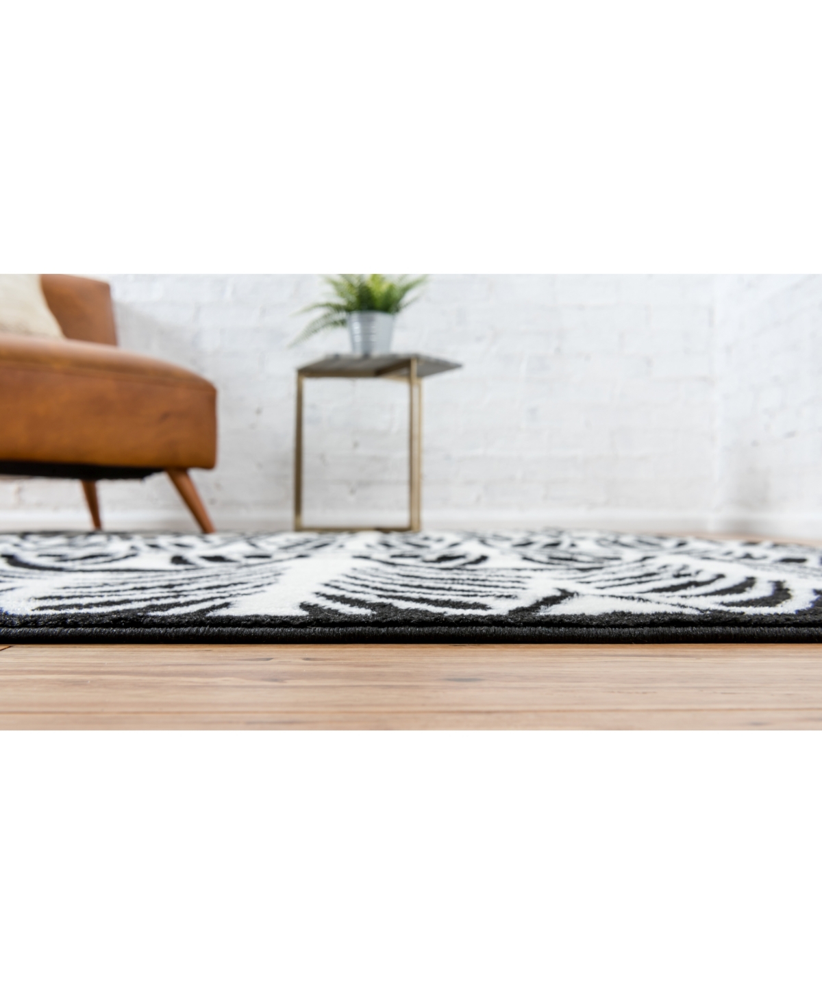 Bayshore Home Politan Pol6Area Rug - Black