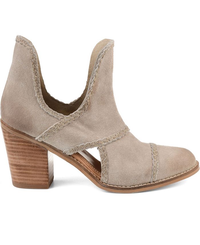 journee signature rachelle bootie