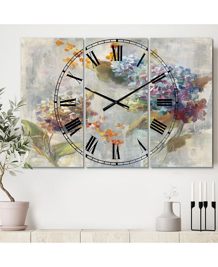 Designart Traditional 3 Panels Metal Wall Clock - Macy's