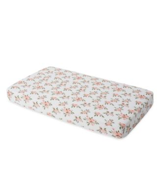Little Unicorn Baby Boys or Baby Girls Printed Muslin Crib Sheet - Watercolor Roses Print 30$