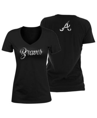 black braves shirt