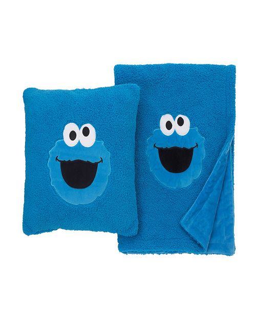 Sesame Street Cookie Monster Sherpa Blanket with Applique Reviews