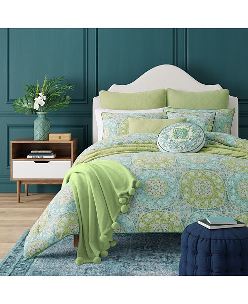 green twin quilt