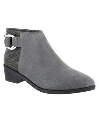 Bella Vita Women's Henley II Bootie Ankle Boot, Black Suede, Size 9W
