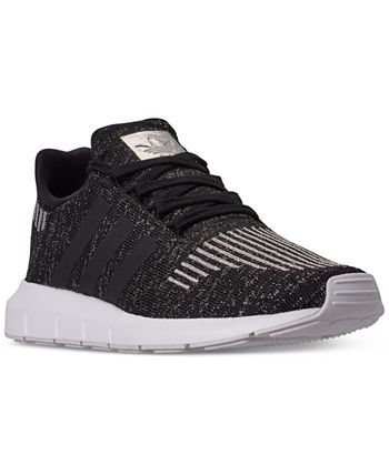 Adidas women's swift run hot sale casual sneakers