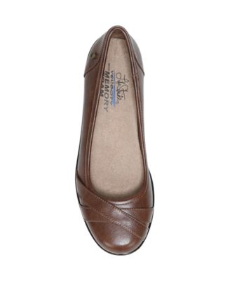 I-Loyal Low Wedge Ballerina Flats