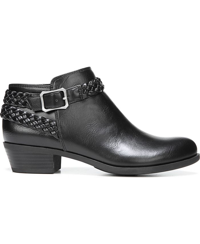 popular trainers mens