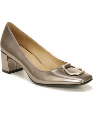 macys naturalizer pumps