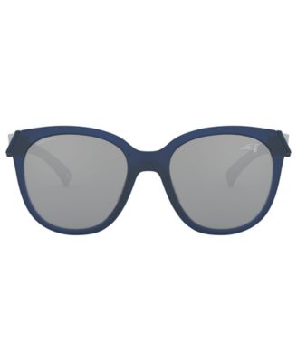 NFL Collection Women's Sunglasses, New England Patriots Low Key OO9433 