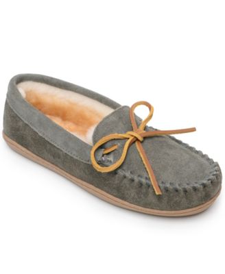 minnetonka sheepskin hardsole moccasin