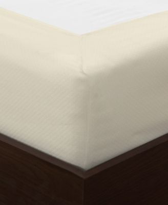 Dream Space - Diamond Matelass&eacute; Box spring Cover, Queen