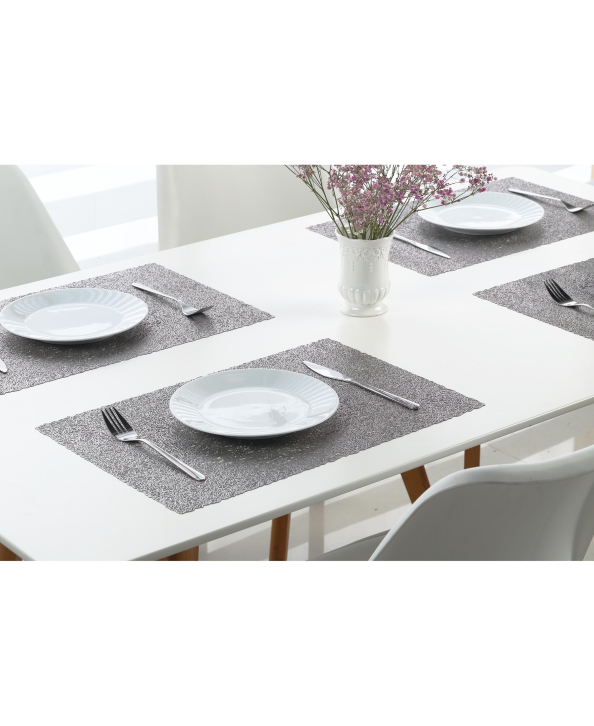 Dainty Home Reversible Metallic Lacey Place Mats Slip Resistant Placemats - Set of 4