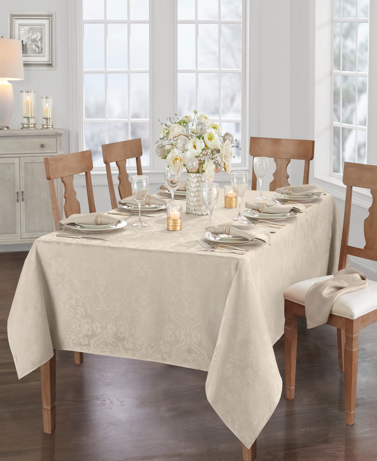 Elrene Caiden Elegance Damask Tablecloth In Silver