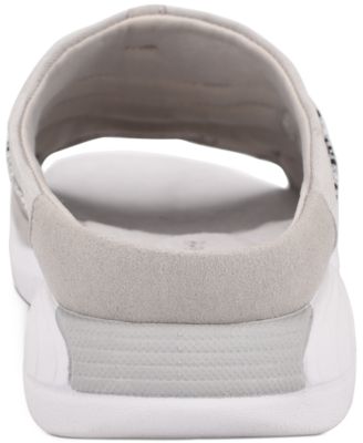 Women's Traciee Lightweight Flat Easy-On Sandals