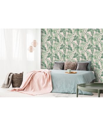 Graham & Brown - Elegant Leaves Pink Wallpaper