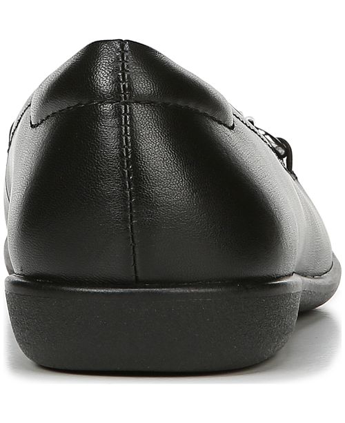naturalizer slip ons