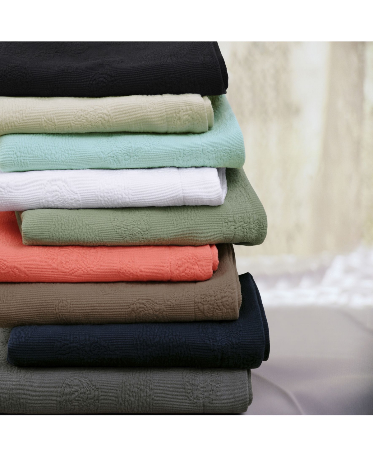 Superior 100% Cotton Paisley Matelasse All-Season -Piece Coverlet Set