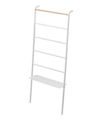 Tower Leaning Ladder With Shelf