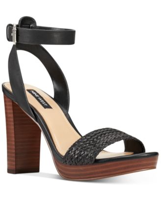 nine west black platform sandals