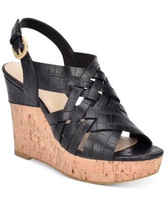 guess black wedges