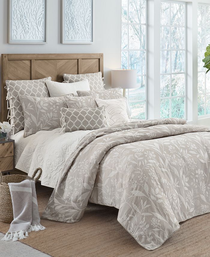 Croscill Layla Queen Comforter Set Macy's
