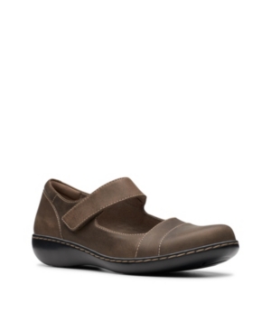 image of Clarks Collection Women-s Ashland Bliss Shoes Women-s Shoes