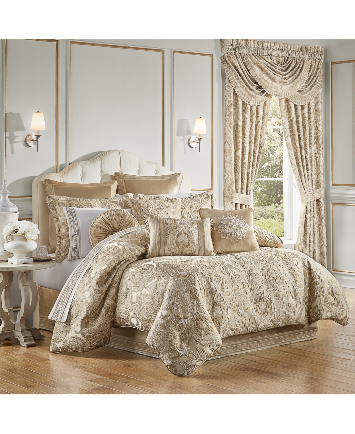 J Queen New York Sandstone 4-Pc. Comforter Set, King Bedding