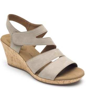 adrienne vittadini thayer wedge sandal