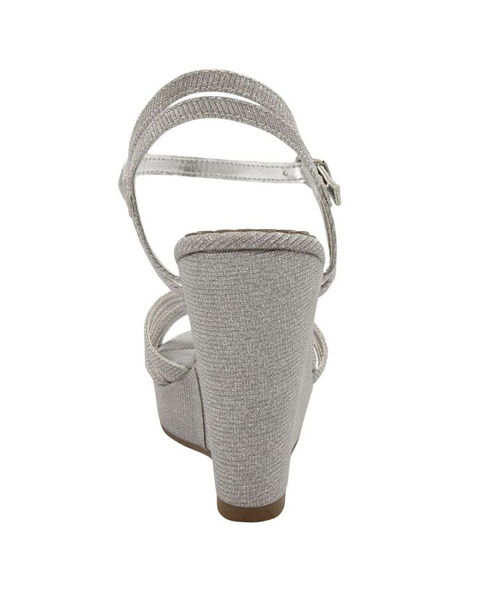 capricorn wedge sandal