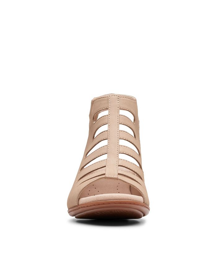 clarks valarie shelly