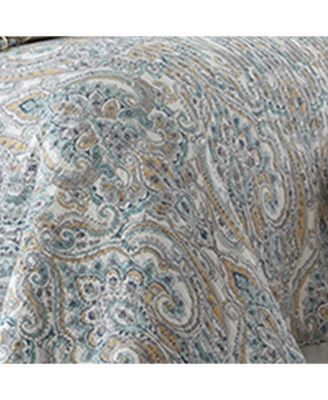 Rome Damask Reversible Quilt Sets
