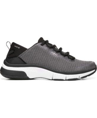 rythma walking shoe