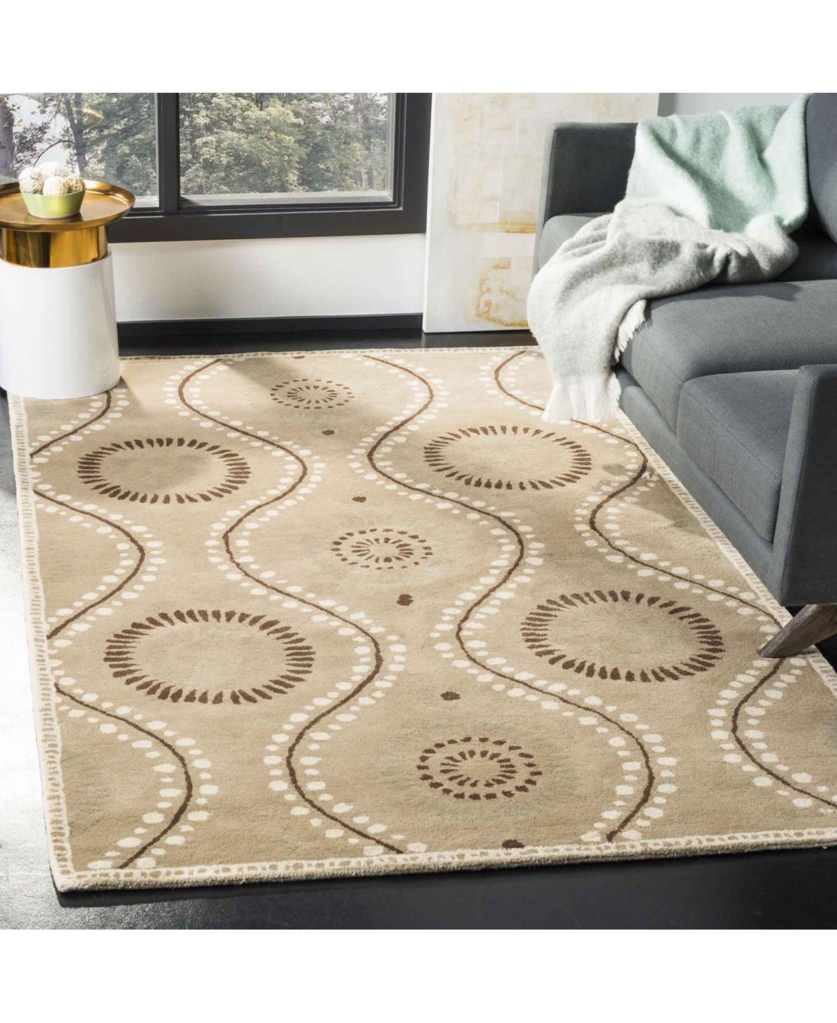 Martha Stewart Collection Ogee Dot MSR4532BArea Rug - Tan