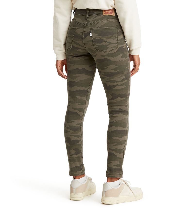 womens levi camo pants