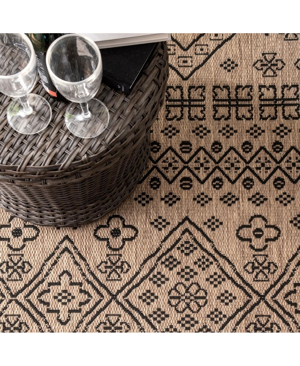 nuLoom Kandace OWDN24COutdoor Area Rug - Brown