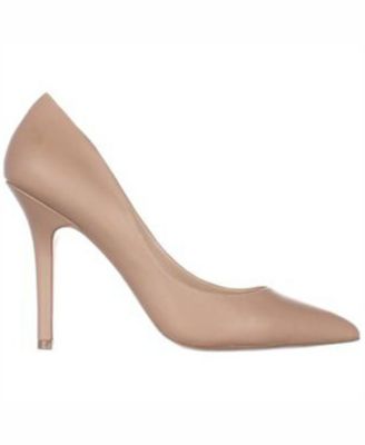 charles by charles david maxx pointy toe pump