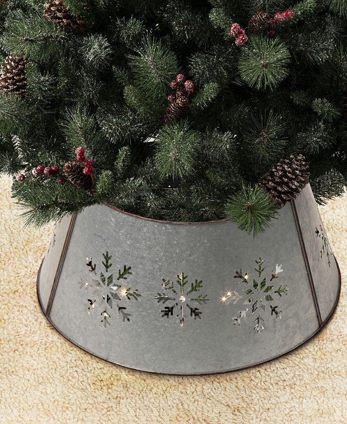 Glitzhome Snowflake DieCutting Metal Tree Collar with Light String